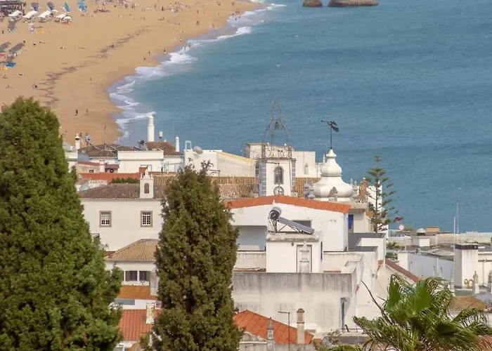 Ocean Glimpse 公寓 *