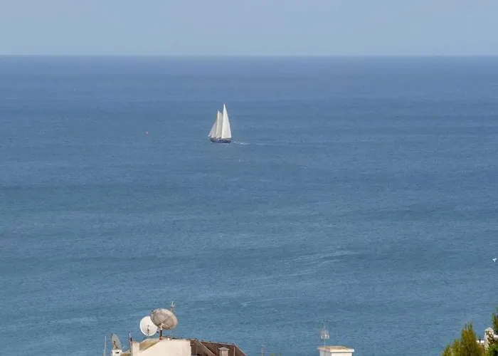 Ocean Glimpse 公寓