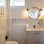 Ocean Glimpse Apartman *